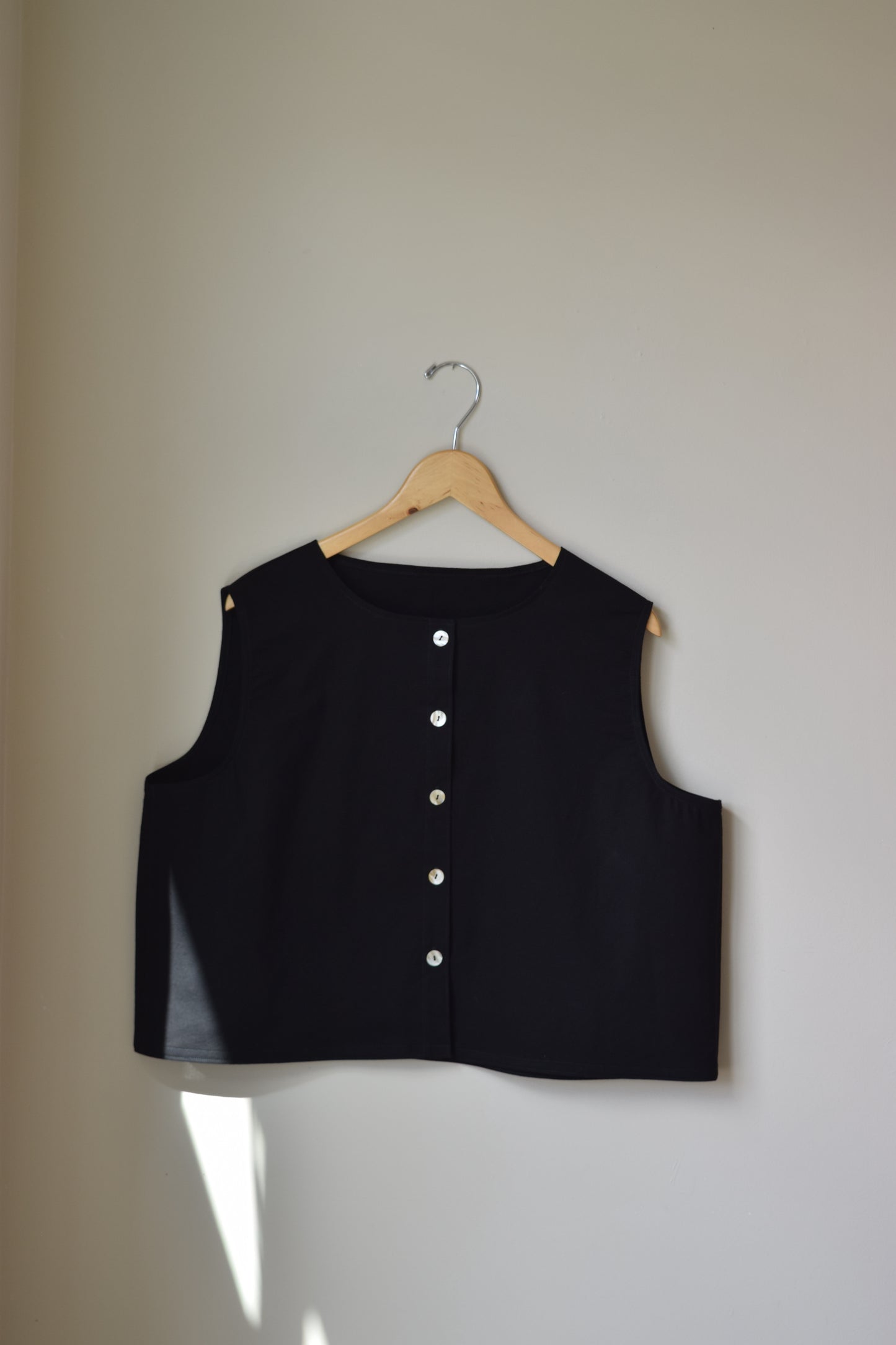 Black Cotton Poplin Vest | Medium