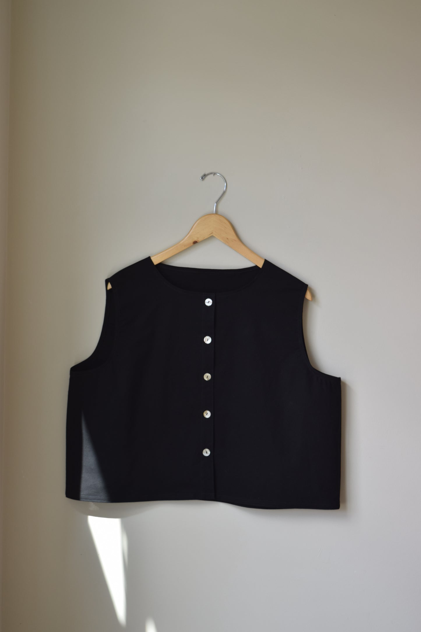 Black Cotton Poplin Vest | Medium