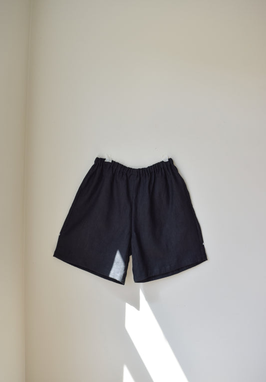 Black Linen Shorts | Large